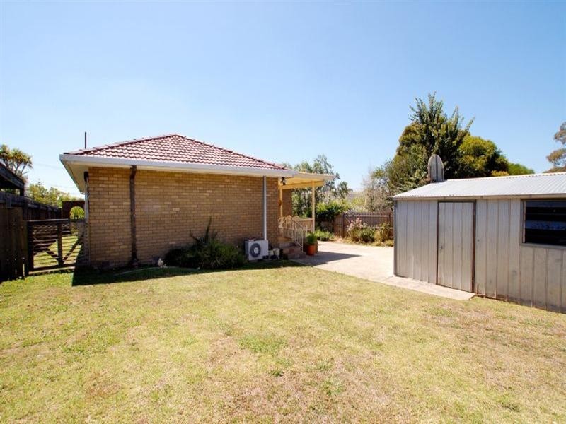 1 Corunna Court, Glen Waverley VIC 3150