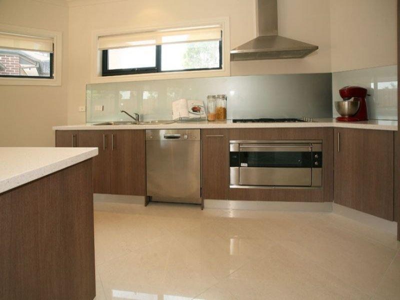 1/647 High Street Road, Glen Waverley VIC 3150