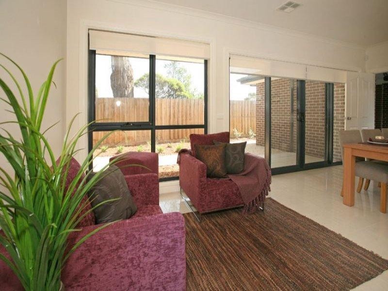 1/647 High Street Road, Glen Waverley VIC 3150