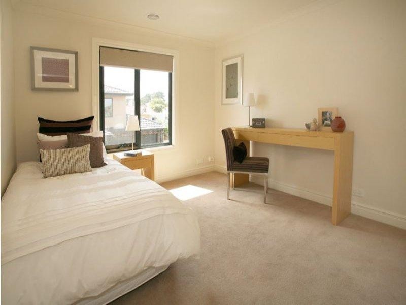 1/647 High Street Road, Glen Waverley VIC 3150