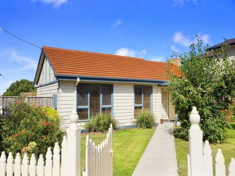 26 Lincoln Avenue, Glen Waverley VIC 3150