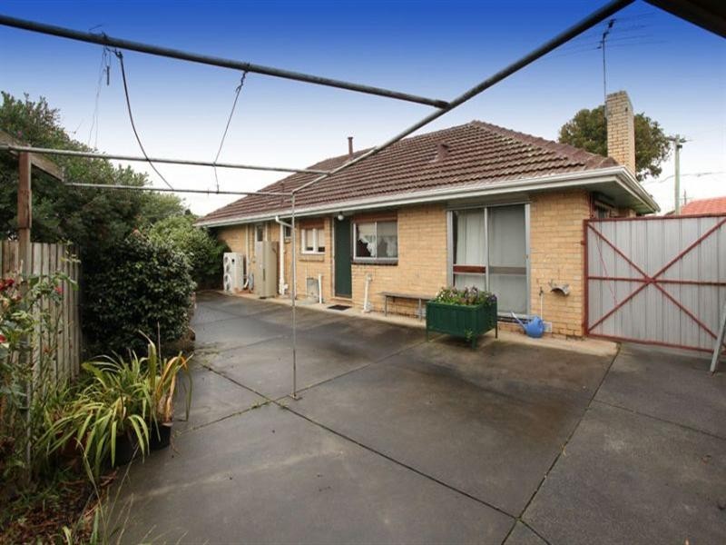 25 Studley Street, Mulgrave VIC 3170