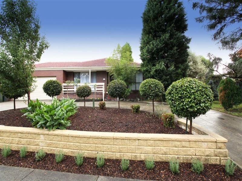 128 Whalley Drive, Wheelers Hill VIC 3150