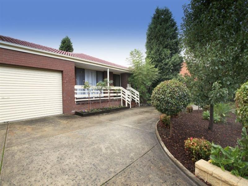 128 Whalley Drive, Wheelers Hill VIC 3150