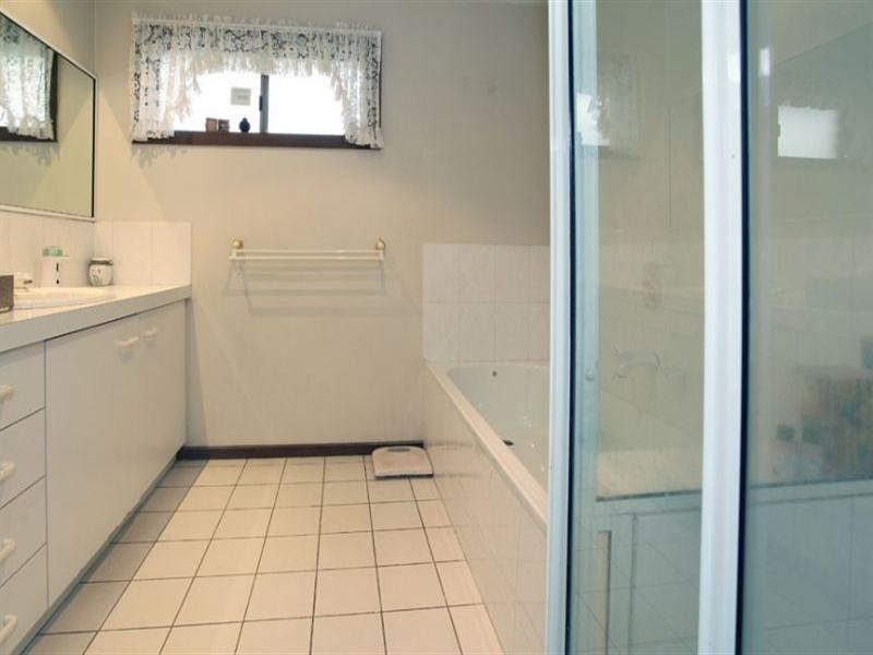 2/9 Myrtle Street, Glen Waverley VIC 3150