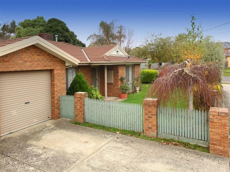 2/9 Myrtle Street, Glen Waverley VIC 3150