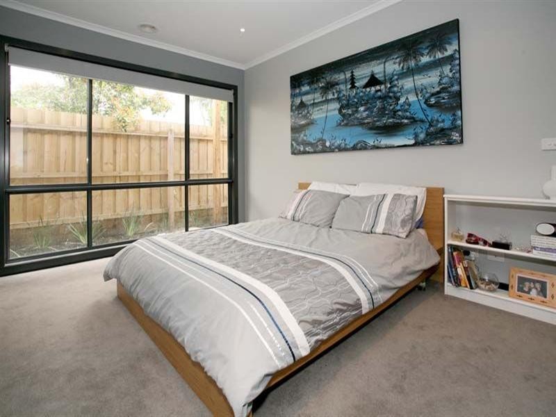 2/56 Glencairn Street, Mulgrave VIC 3170