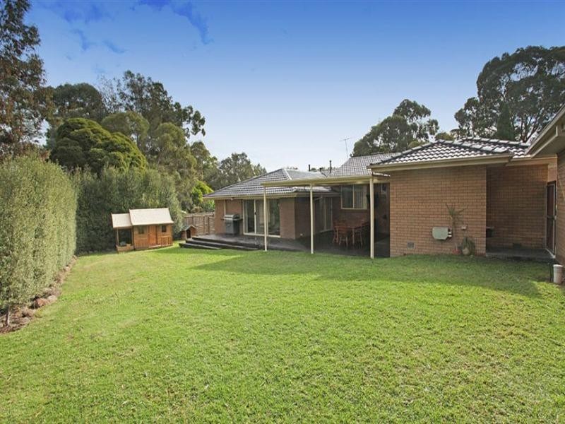 5 Streeton Court, Burwood East VIC 3151