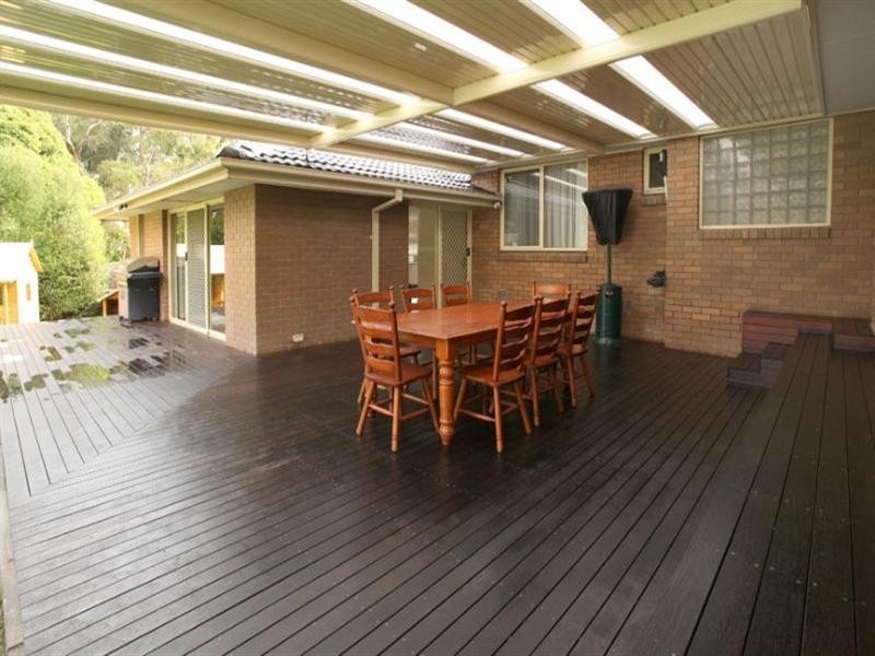 5 Streeton Court, Burwood East VIC 3151