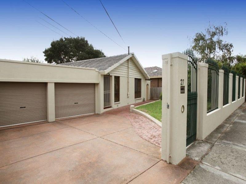27 Hubbard Avenue, Mulgrave VIC 3170