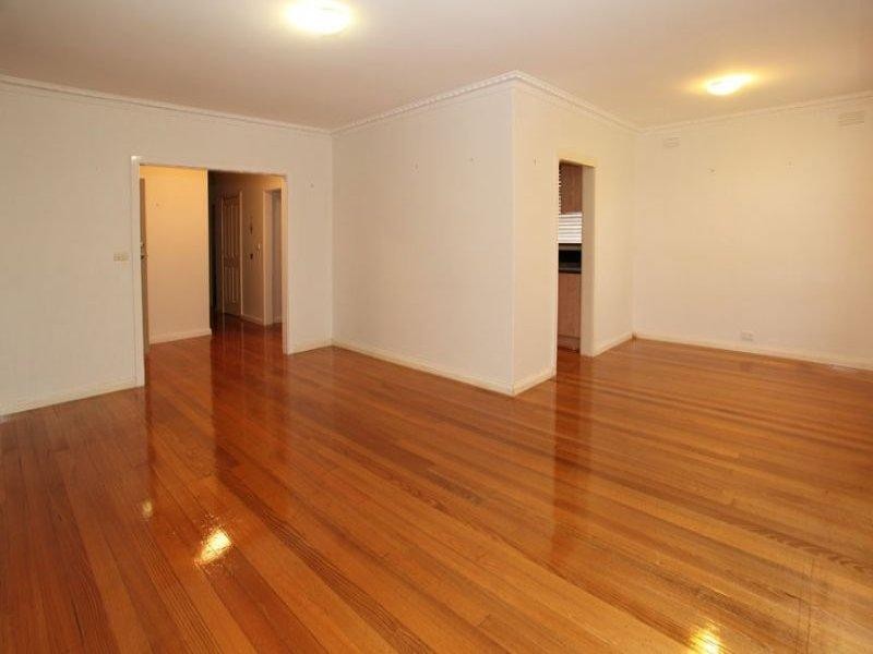 27 Hubbard Avenue, Mulgrave VIC 3170