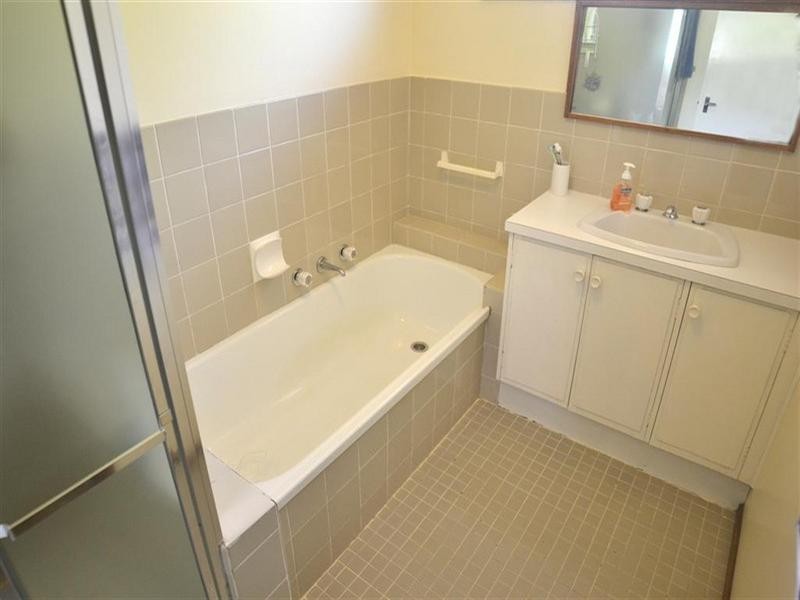 4/21 Essex Road, Surrey Hills VIC 3127