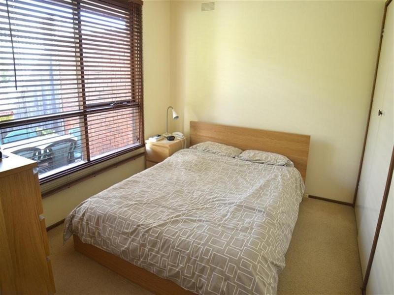 4/21 Essex Road, Surrey Hills VIC 3127