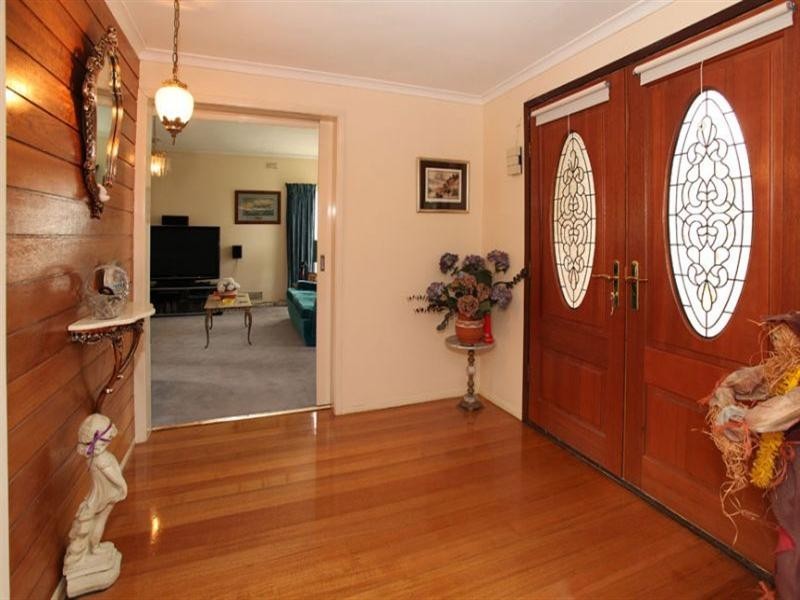 1 Wynyard Street, Glen Waverley VIC 3150