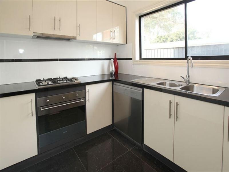 7 Landridge Street, Glen Waverley VIC 3150