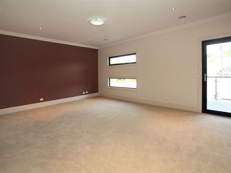 7 Landridge Street, Glen Waverley VIC 3150