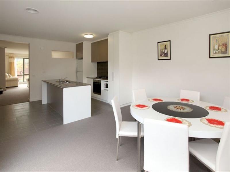 10 Ibrox Street, Mulgrave VIC 3170