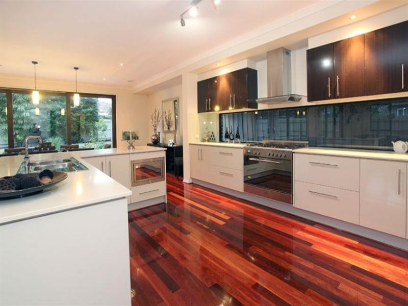 70 Lincoln Avenue, Glen Waverley VIC 3150