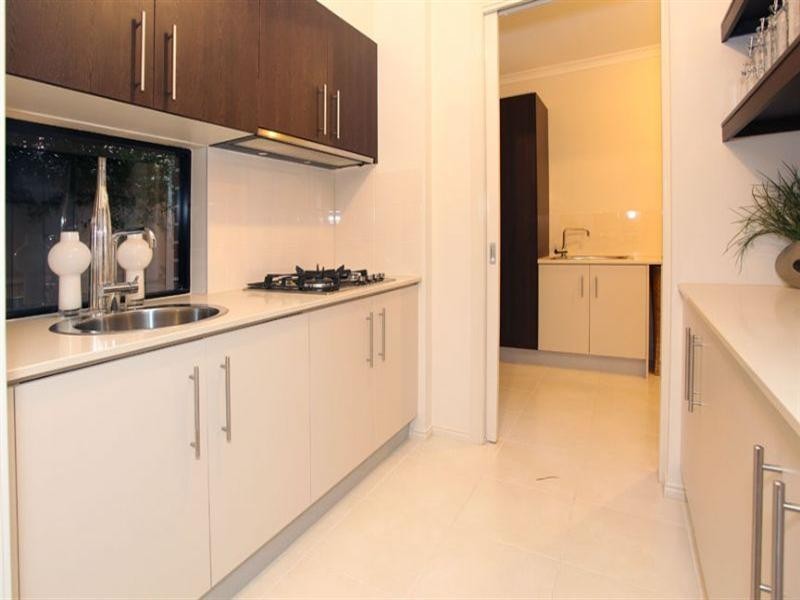 70 Lincoln Avenue, Glen Waverley VIC 3150