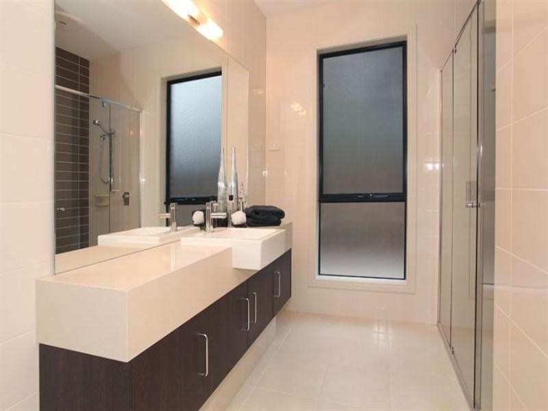 70 Lincoln Avenue, Glen Waverley VIC 3150