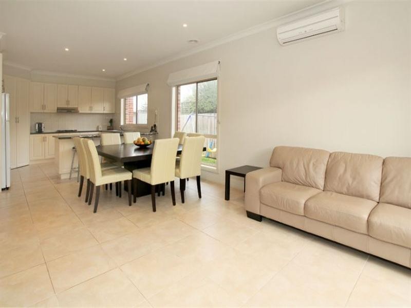 2/91 Wanda Street, Mulgrave VIC 3170