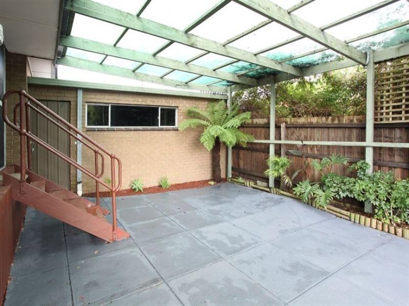 31 Radleigh Drive, Wheelers Hill VIC 3150