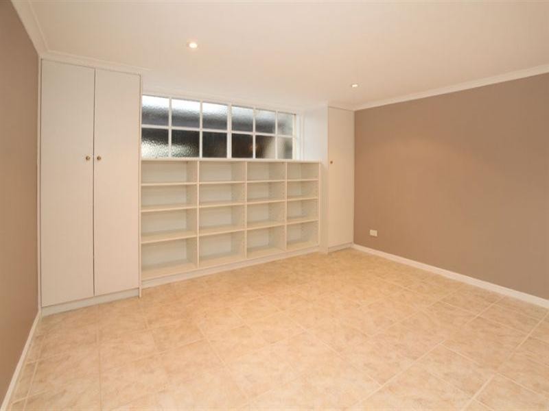 18 Bertrand Avenue, Mulgrave VIC 3170