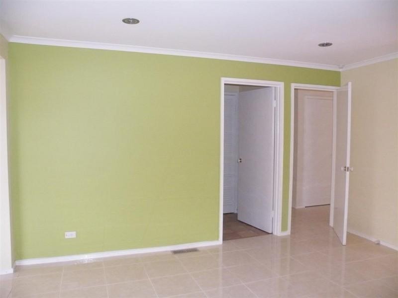 95 King Arthur Drive, Glen Waverley VIC 3150