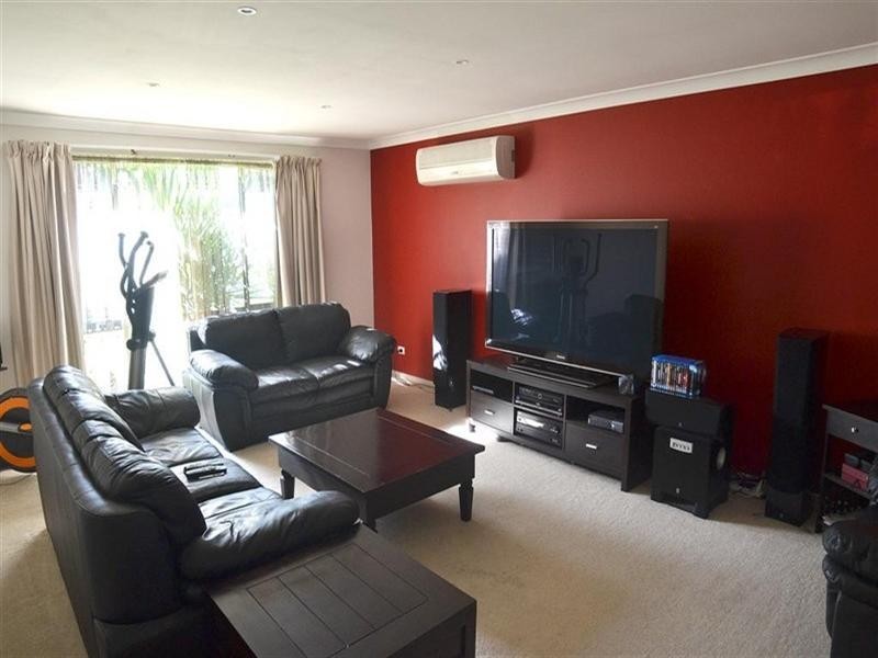 1/4 Moonstone Court, Wheelers Hill VIC 3150