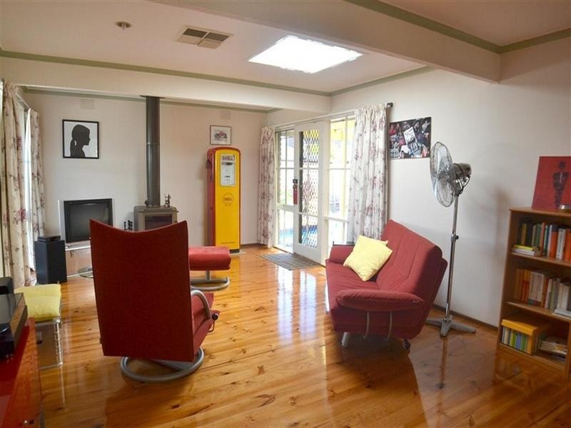 23 Madigan Drive, Glen Waverley VIC 3150