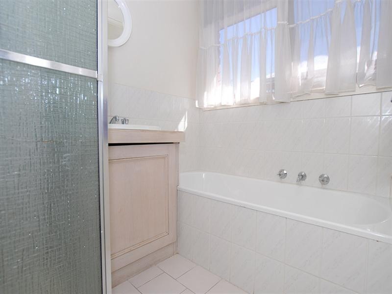 1/13 Oakbank Court, Wheelers Hill VIC 3150