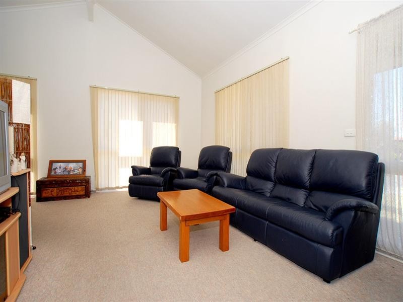 1/13 Oakbank Court, Wheelers Hill VIC 3150