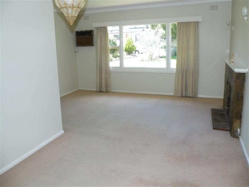 17 Joy Street, Mount Waverley VIC 3149