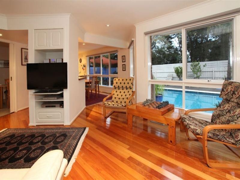 37 Lomond Drive, Glen Waverley VIC 3150