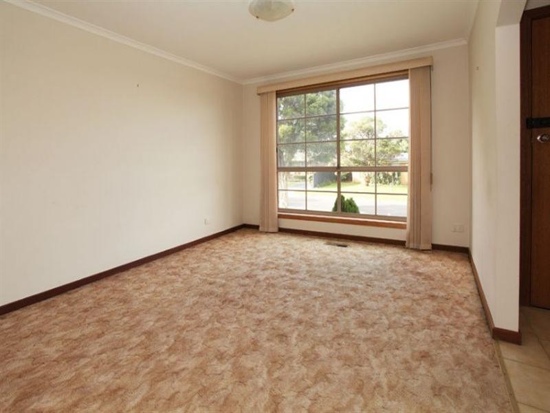 1/15 Selbourne Way, Mulgrave VIC 3170