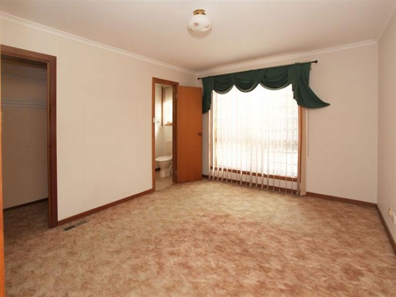 1/15 Selbourne Way, Mulgrave VIC 3170