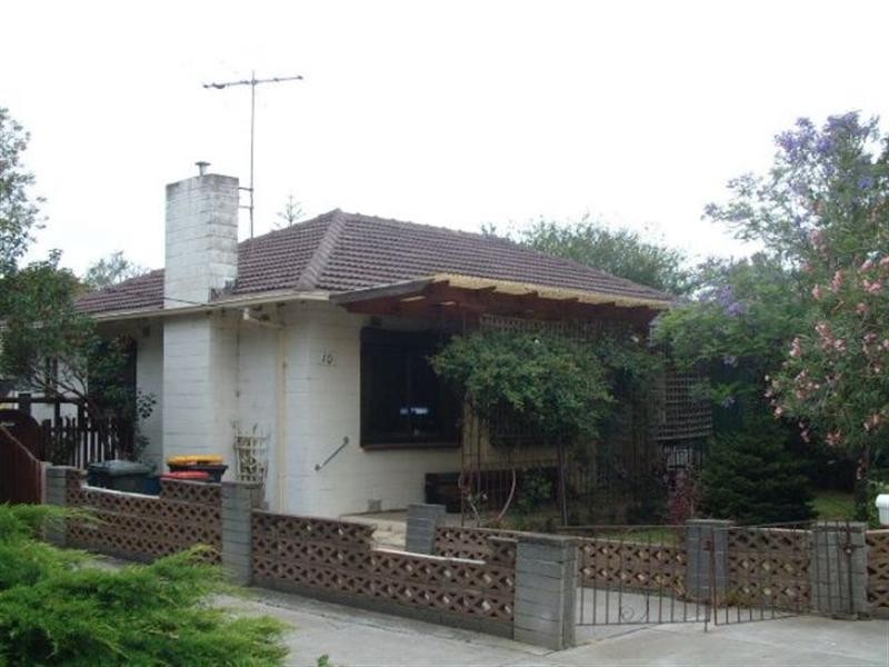 10 Kalimna Avenue, Mulgrave VIC 3170