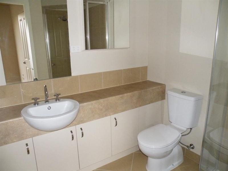 1/1 Wolseley Avenue, Glen Waverley VIC 3150