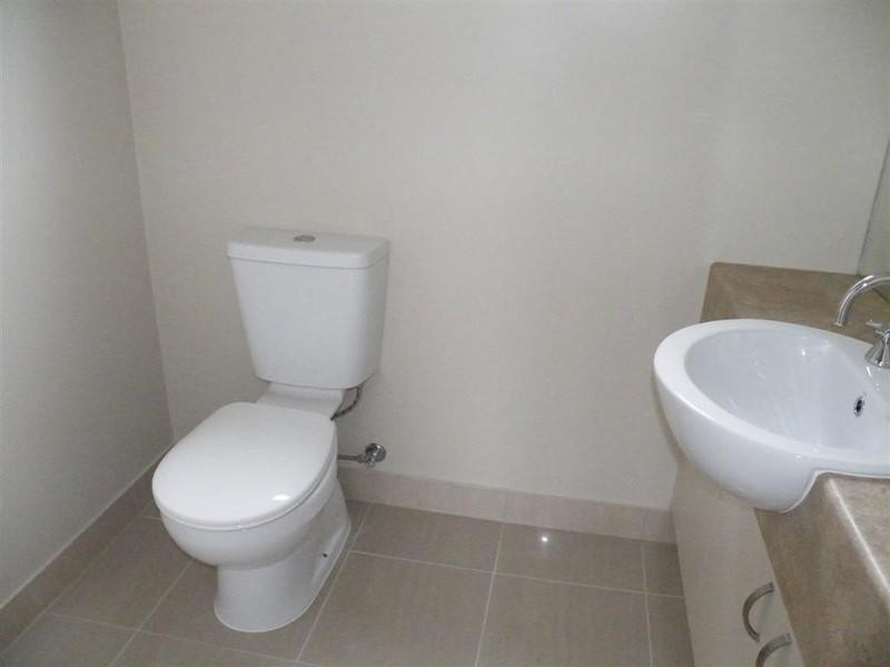 1/1 Wolseley Avenue, Glen Waverley VIC 3150