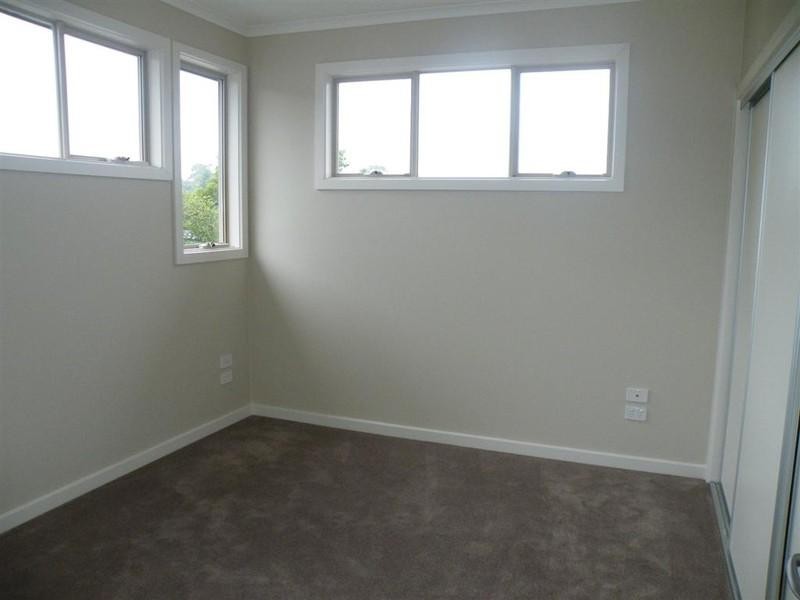 1/1 Wolseley Avenue, Glen Waverley VIC 3150