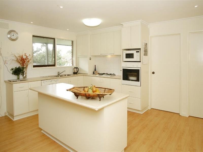 3 Rythdale Court, Glen Waverley VIC 3150