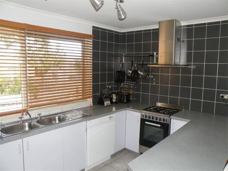 2/22 Highfield Avenue, Mulgrave VIC 3170