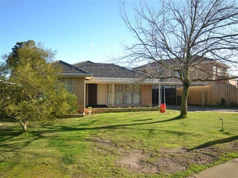 29 Ballara Avenue, Glen Waverley VIC 3150