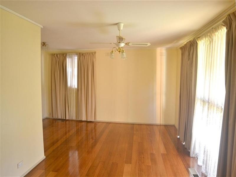 29 Ballara Avenue, Glen Waverley VIC 3150