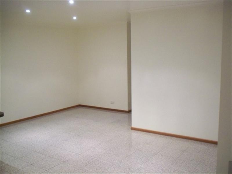 1/30 Turner Avenue, Glen Huntly VIC 3163