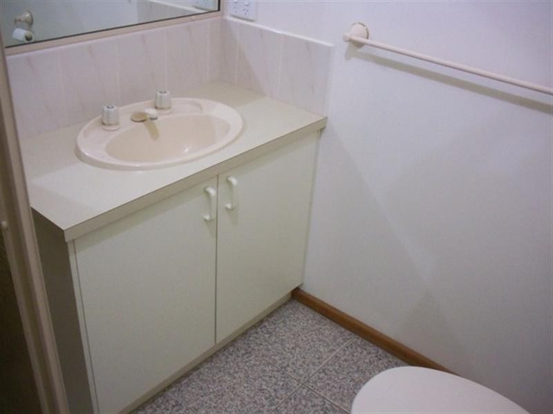 1/30 Turner Avenue, Glen Huntly VIC 3163