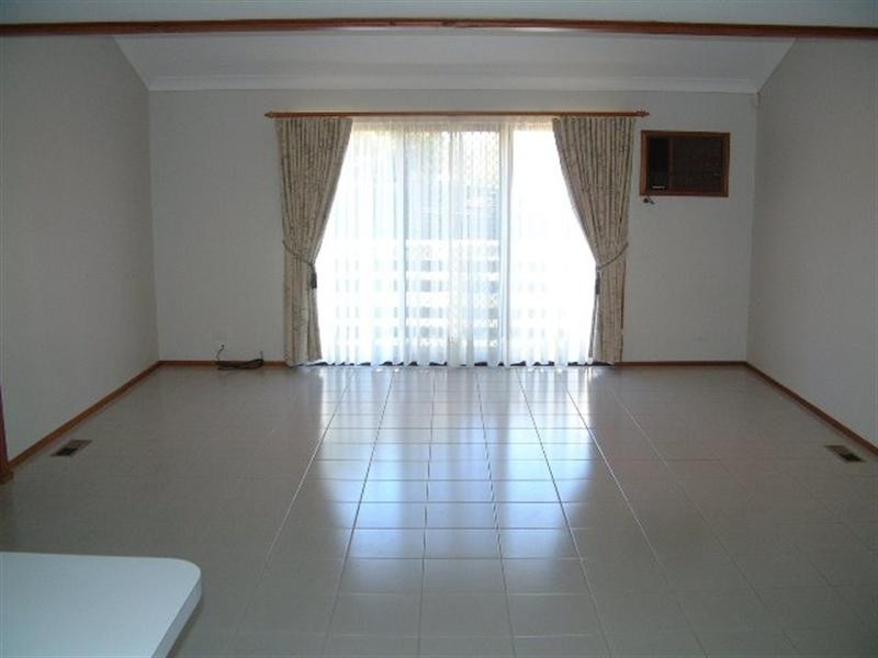 128 Whalley Drive, Wheelers Hill VIC 3150