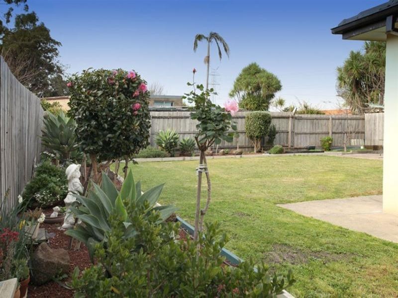 69 Albany Drive, Mulgrave VIC 3170