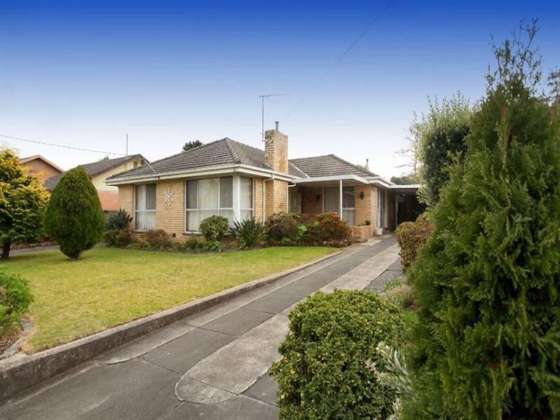 33 Ranfurlie Drive, Glen Waverley VIC 3150