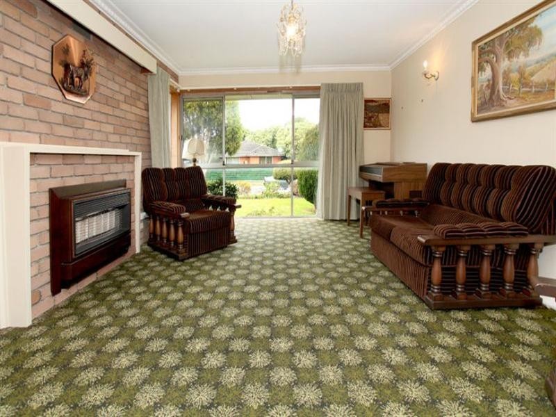 33 Ranfurlie Drive, Glen Waverley VIC 3150